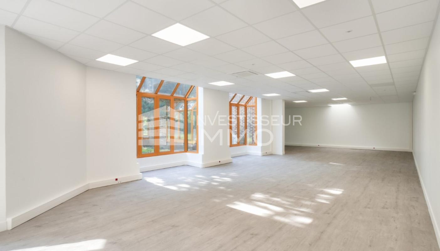 Flex in Croissy Beaubourg for lease Interior Photo- Image 1 of 5