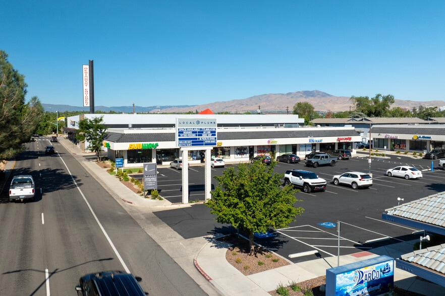 465 E Plumb Ln, Reno, NV à louer - Photo du bâtiment - Image 1 de 10