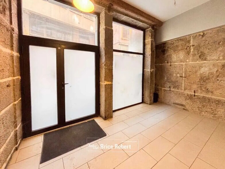 Bureau dans Lyon à louer - Photo du bâtiment - Image 3 de 6