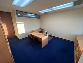 5900 Sepulveda Blvd, Van Nuys, CA for lease Interior Photo- Image 2 of 6