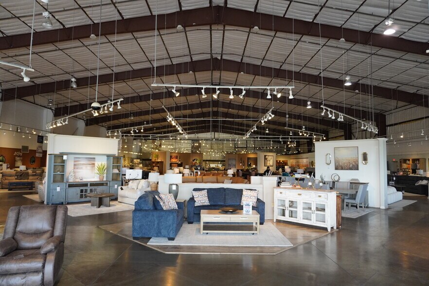3052 S Avenue B, Yuma, AZ à louer - Photo du bâtiment - Image 2 de 7