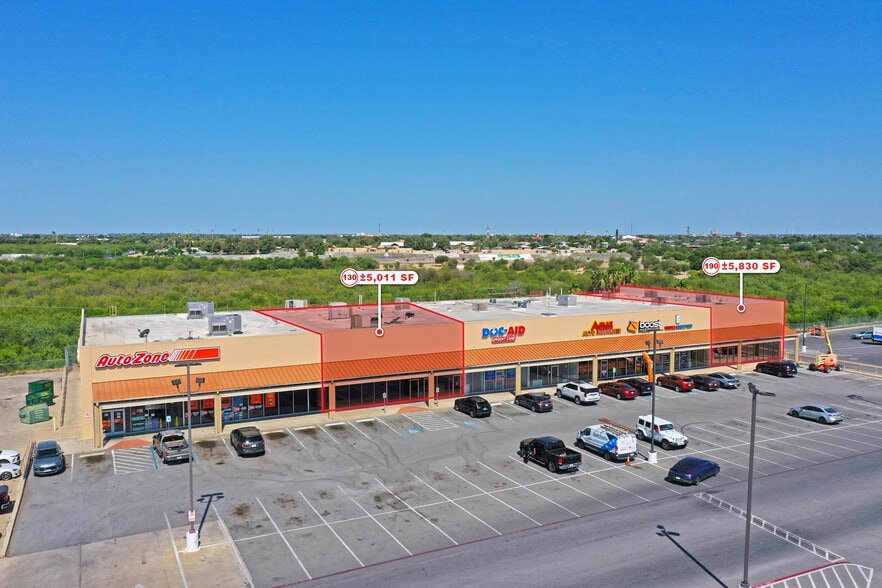 2314-2316 S Zapata Hwy, Laredo, TX à louer - Photo du bâtiment - Image 1 de 11