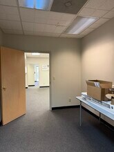 2170 Business Center Dr, Memphis, TN à louer Photo intérieure- Image 2 de 16