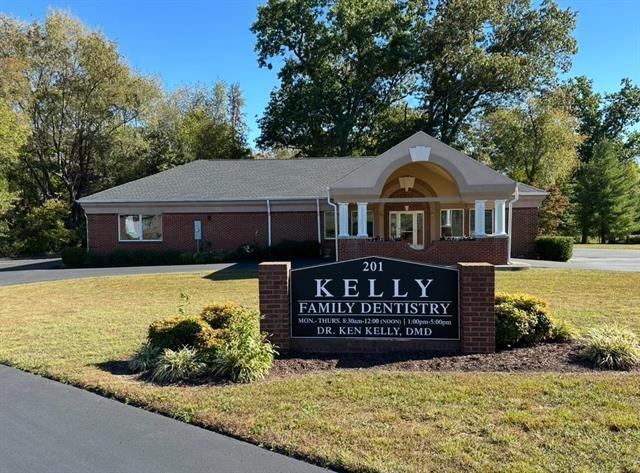 201 Pleasant Valley Rd, Franklin, KY à louer - Photo principale - Image 1 de 26