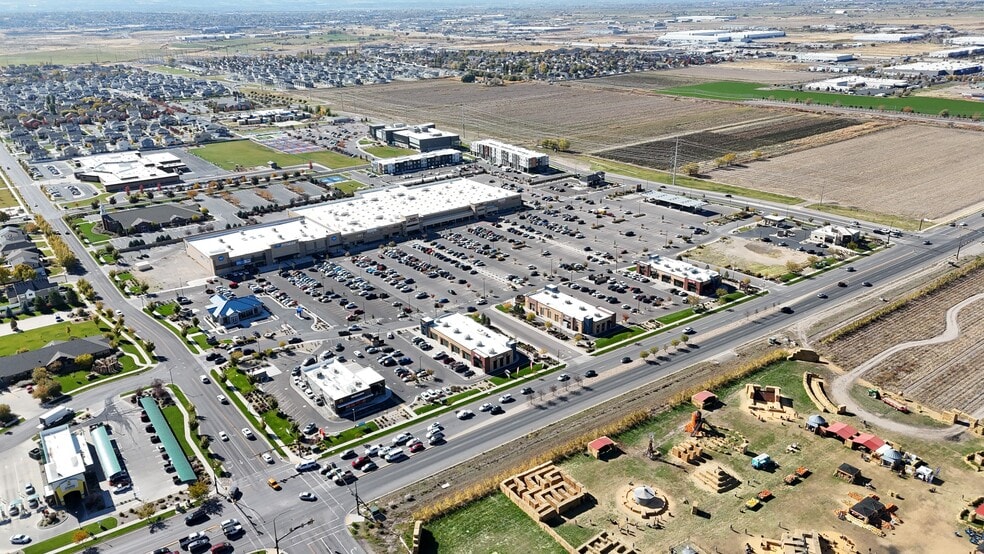 400 S 1200 E, Mapleton, UT à louer - Photo du bâtiment - Image 2 de 3