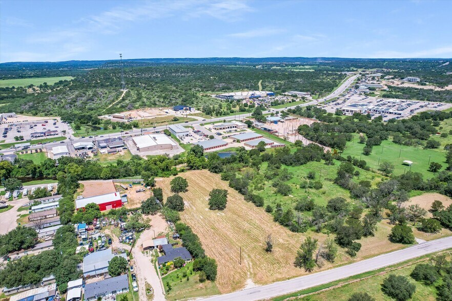 2904 Nature Heights Dr, Marble Falls, TX for sale - Building Photo - Image 2 of 10