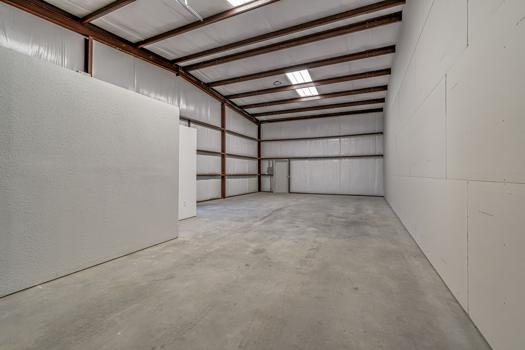 11983 FM 2331, Godley, TX for lease Interior Photo- Image 1 of 3