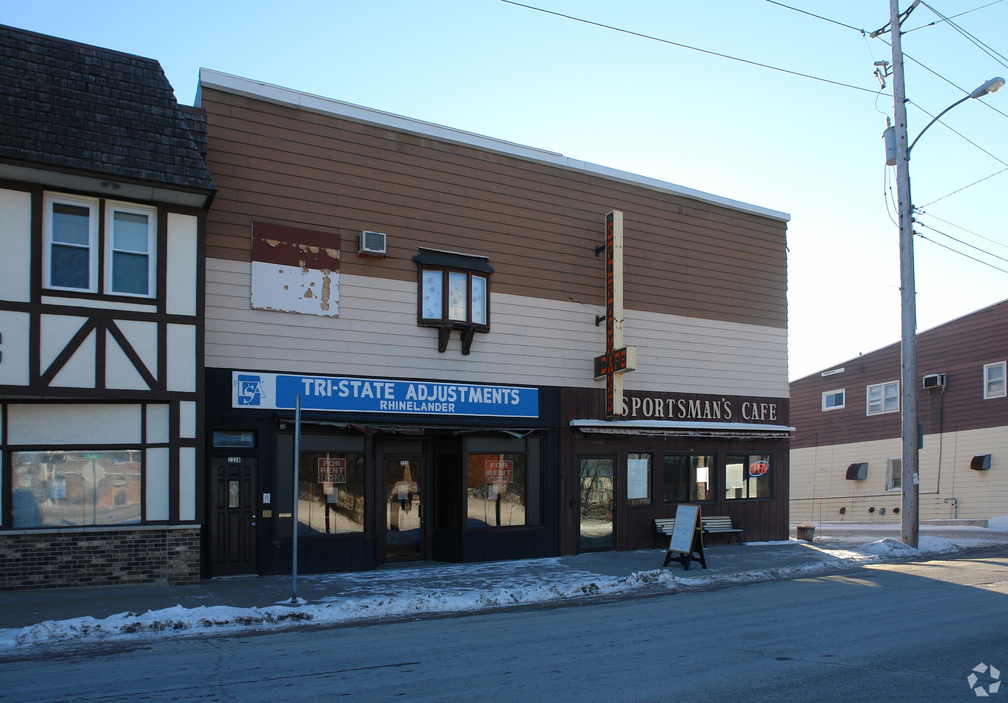 232 Thayer St, Rhinelander, WI for sale Primary Photo- Image 1 of 1