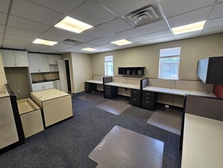 Plus de détails pour 844 Willis Ave, Albertson, NY - Bureau à louer