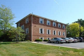 More details for 5830 N High St, Worthington, OH - Office for Lease