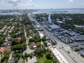 717 NE 79th St, Miami, FL for lease Interior Photo- Image 2 of 4