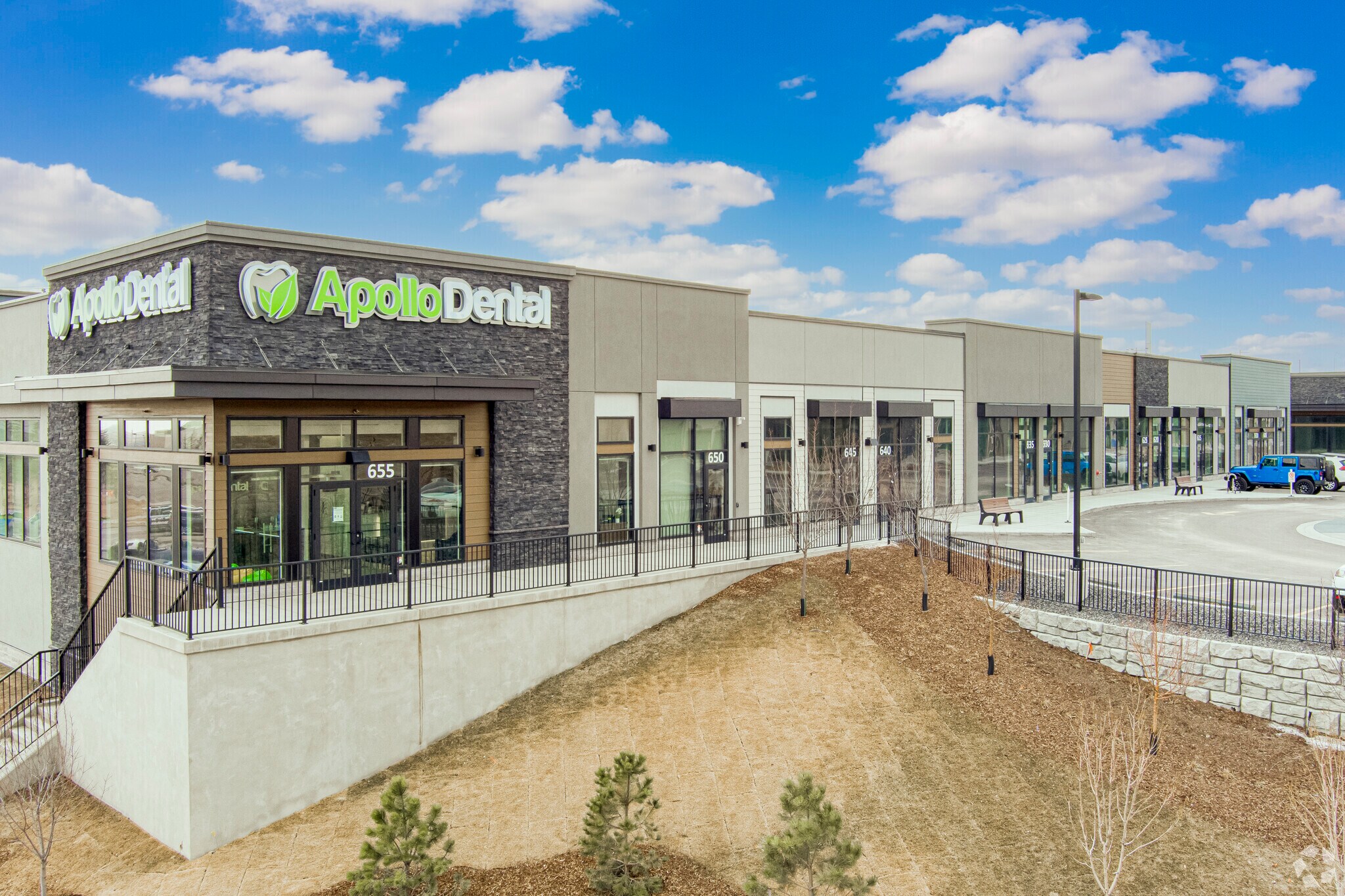 11877 Sarcee Trail, Calgary, AB à vendre Photo principale- Image 1 de 1