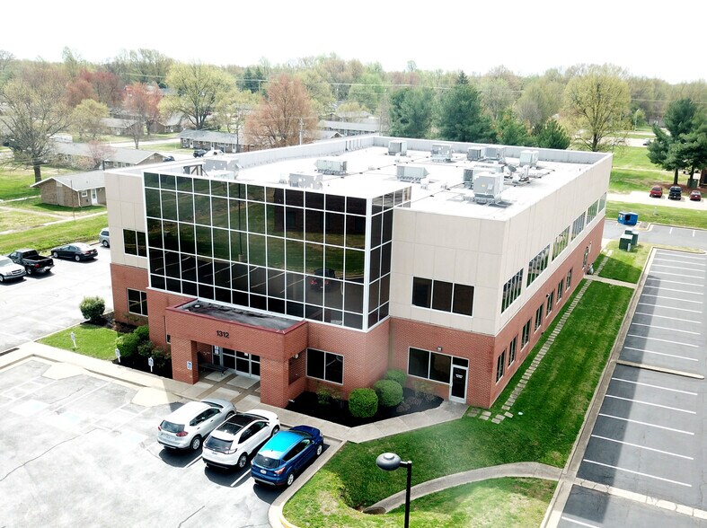 1312 Professional Blvd, Evansville, IN à vendre - Photo du bâtiment - Image 3 de 25