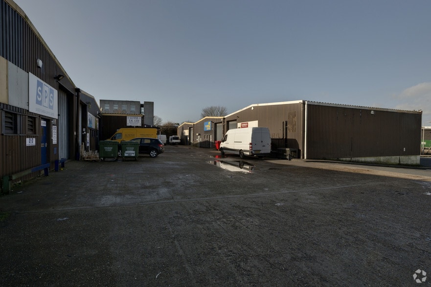 Wainwright Rd, Bexhill On Sea for lease - Primary Photo - Image 1 of 4