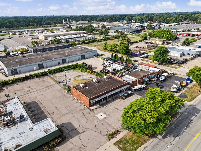 22909-22917 Van Born Rd, Taylor, MI à vendre - Photo du bâtiment - Image 2 de 49