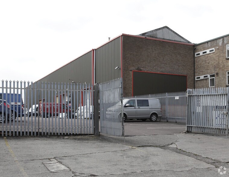 Dixon Rd, Bristol for lease - Building Photo - Image 3 of 6