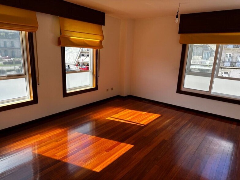 Office in Vigo, Pontevedra for lease - Interior Photo - Image 3 of 4