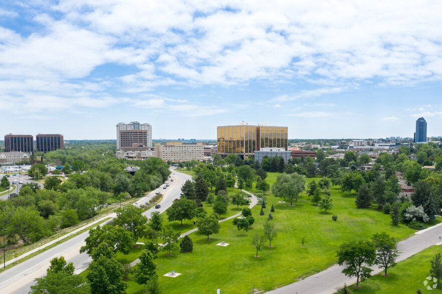 720 S Colorado Blvd, Denver, CO for lease - Aerial - Image 2 of 29