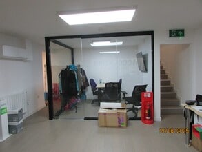 63 Fairfax Rd, Londres à louer Photo intérieure- Image 1 de 4