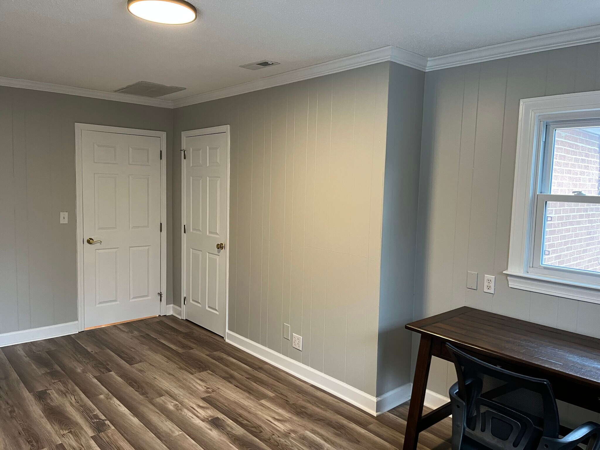 122 Memorial Dr, Greer, SC for lease Interior Photo- Image 1 of 4