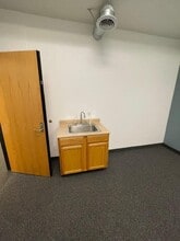 91 N Saginaw St, Pontiac, MI for lease Interior Photo- Image 2 of 4