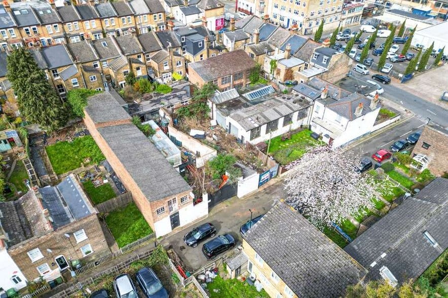 Curnick's Ln, London for sale - Building Photo - Image 3 of 6