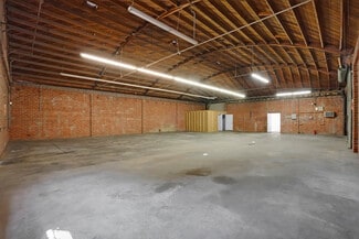 Plus de détails pour 2934 E Florence Ave, Huntington Park, CA - Commerce de détail, Industriel à louer