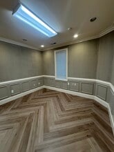 8402 Six Forks Rd, Raleigh, NC à louer Photo intérieure- Image 1 de 12