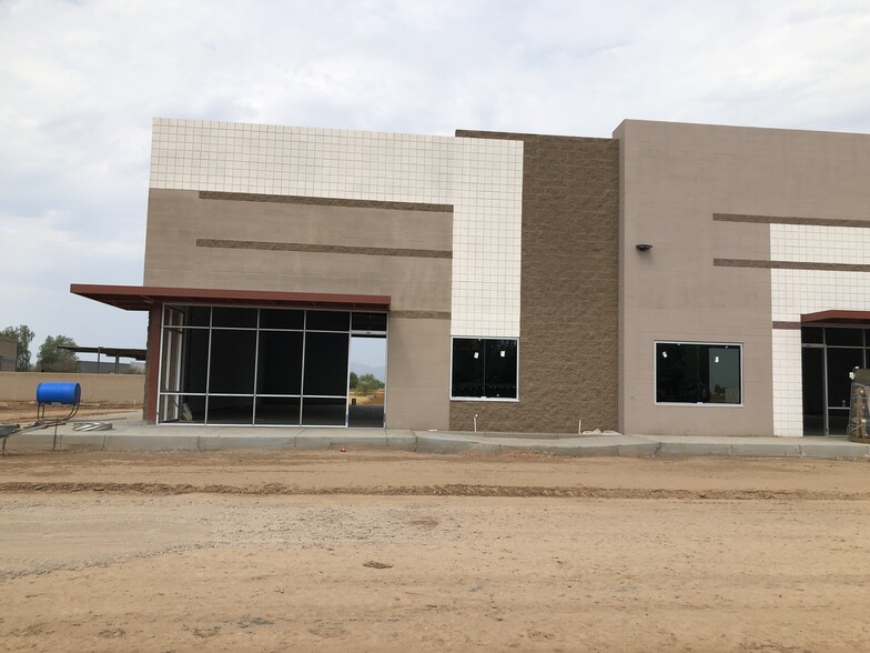 11304 N Dysart Rd, Surprise, AZ for lease - Building Photo - Image 2 of 13