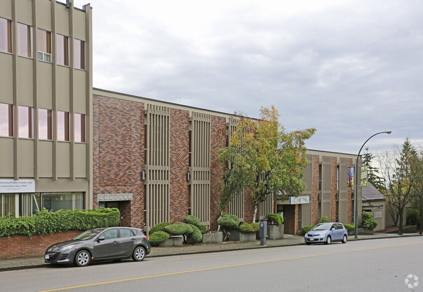 313 Sixth St, New Westminster, BC à louer - Photo du bâtiment - Image 3 de 4