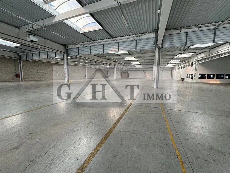 Industrial in Ferrières-en-Brie for lease - Interior Photo - Image 1 of 4