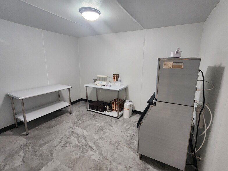 9909 E 46th Pl, Tulsa, OK à vendre - Photo intérieure - Image 3 de 12