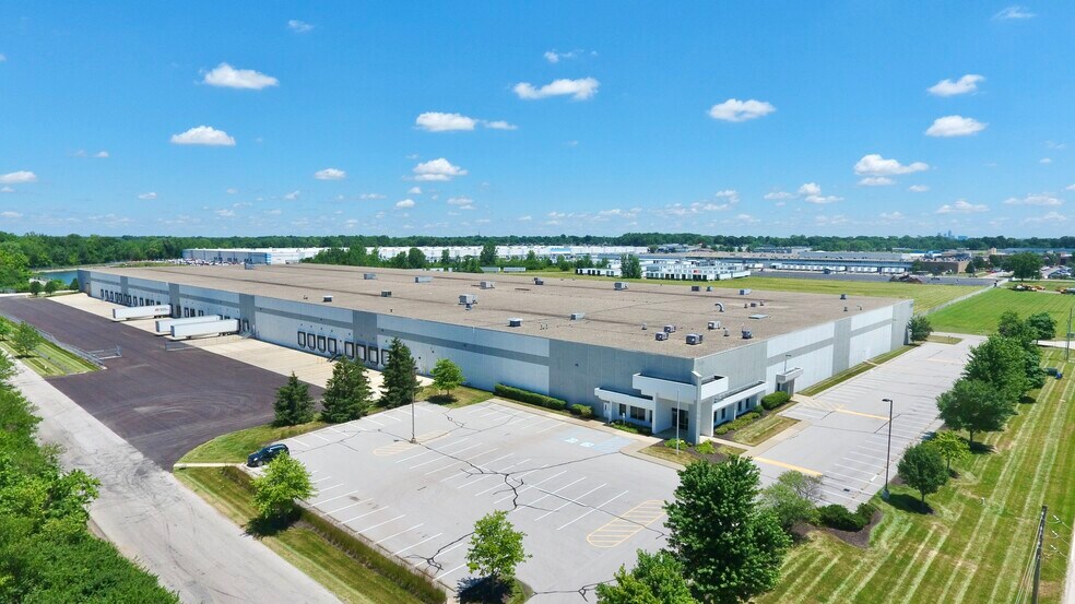 7750-7754 W Morris St, Indianapolis, IN à louer - Photo du bâtiment - Image 2 de 6