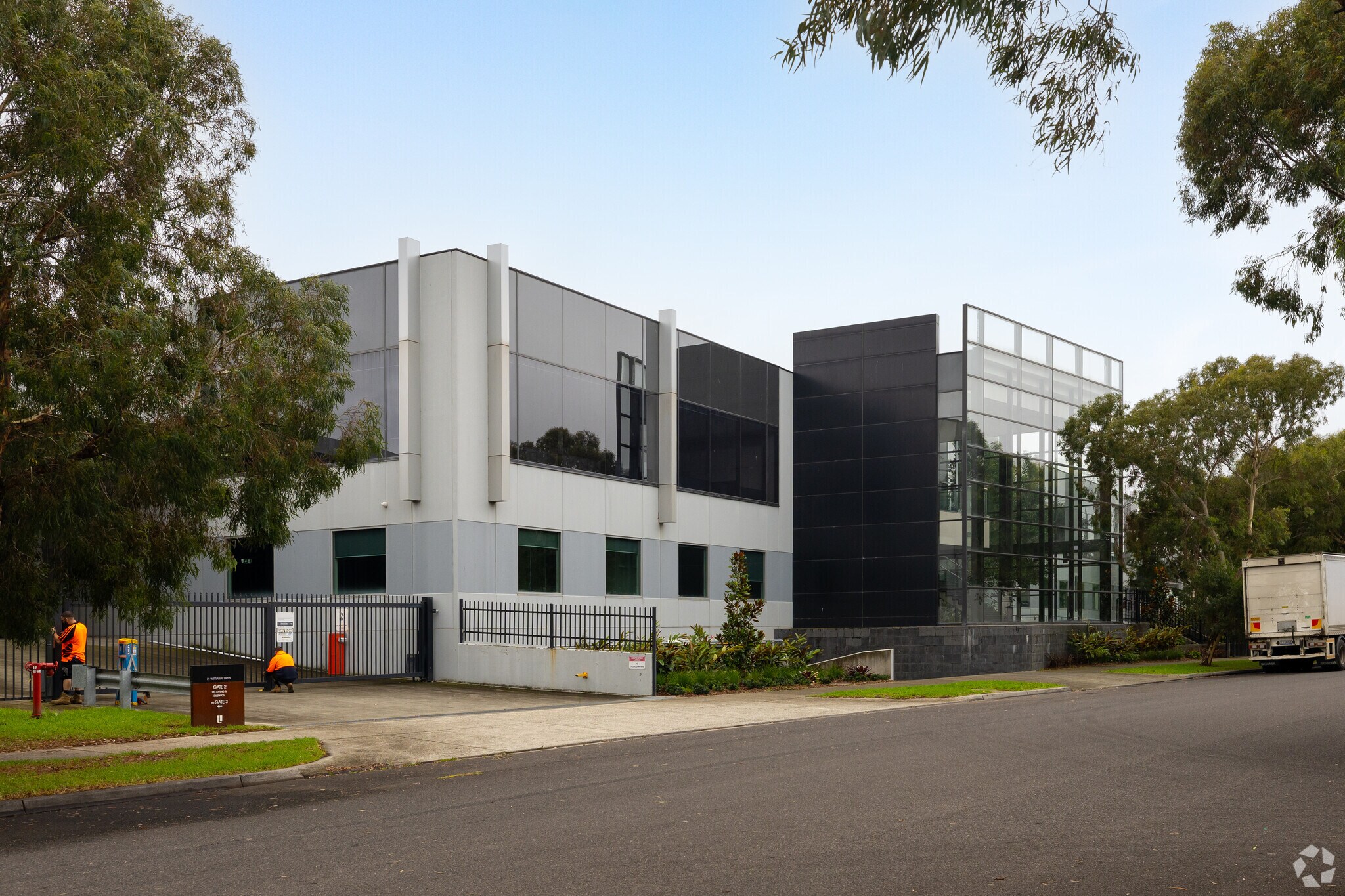21-23 Wirraway Dr, PORT MELBOURNE for lease Primary Photo- Image 1 of 9