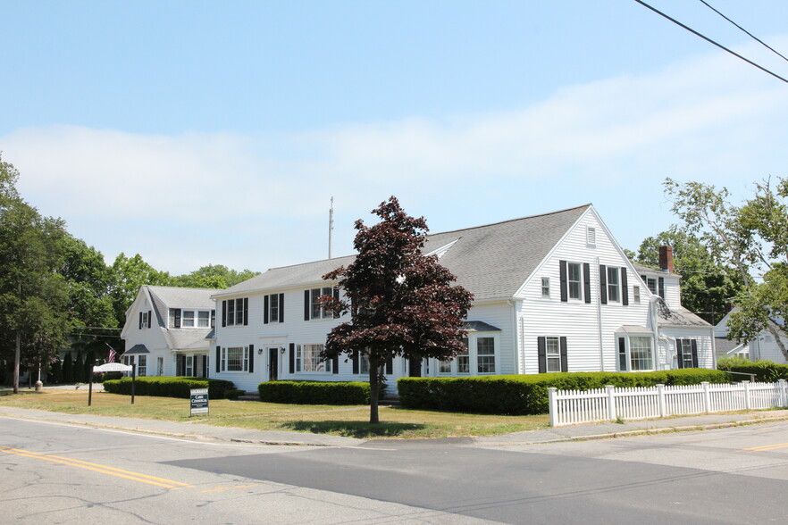 171 Main St, Hyannis, MA à vendre - Photo du bâtiment - Image 1 de 1