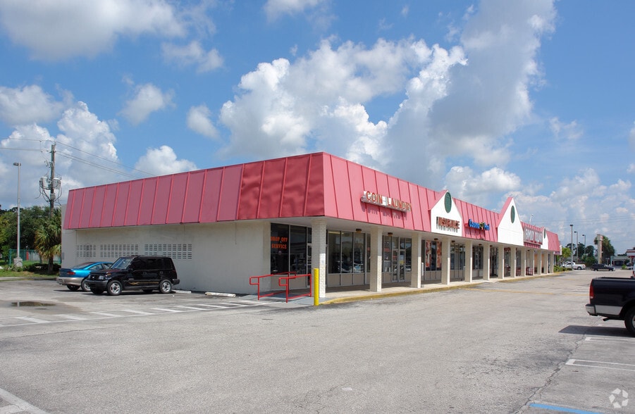 4558-4624 Lake Worth Rd, Greenacres, FL for lease - Primary Photo - Image 1 of 26
