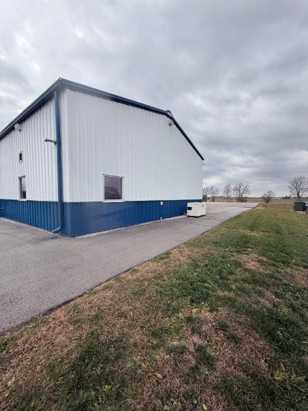 4235 Witt Rd, Franklin, KY à vendre - Photo du bâtiment - Image 3 de 21