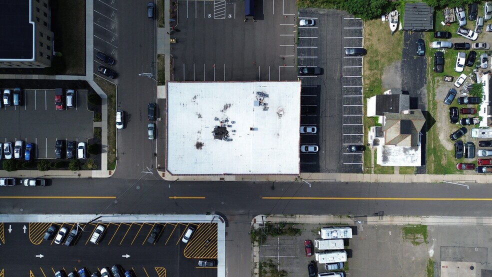 451 Market St, Elmira, NY à vendre - Photo du bâtiment - Image 3 de 30