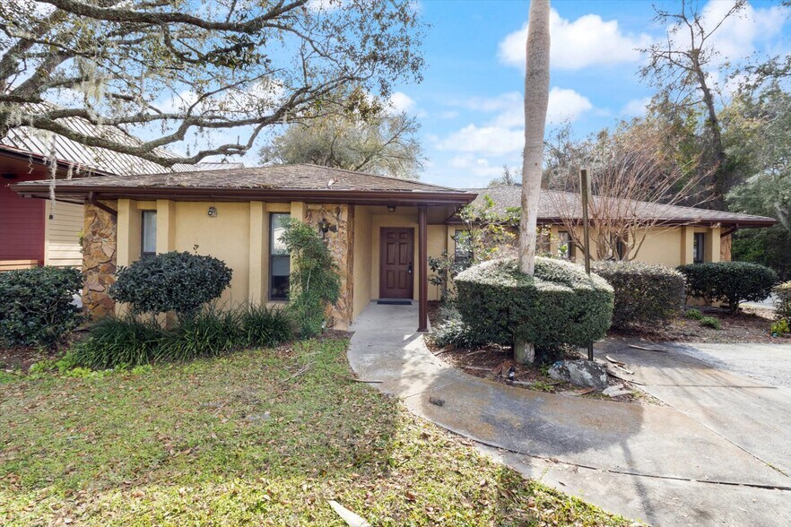 2303 W Highway 44, Inverness, FL à vendre - Photo du bâtiment - Image 3 de 44