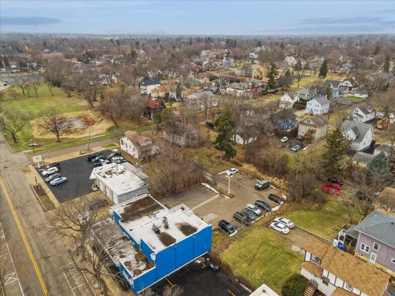 Wheaton IL Redevelopment Site portefeuille de 4 propriétés à vendre sur LoopNet.ca - Photo du bâtiment - Image 3 de 12