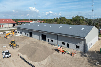 357 W 4th St, Apopka, FL à louer Photo du bâtiment- Image 2 de 2