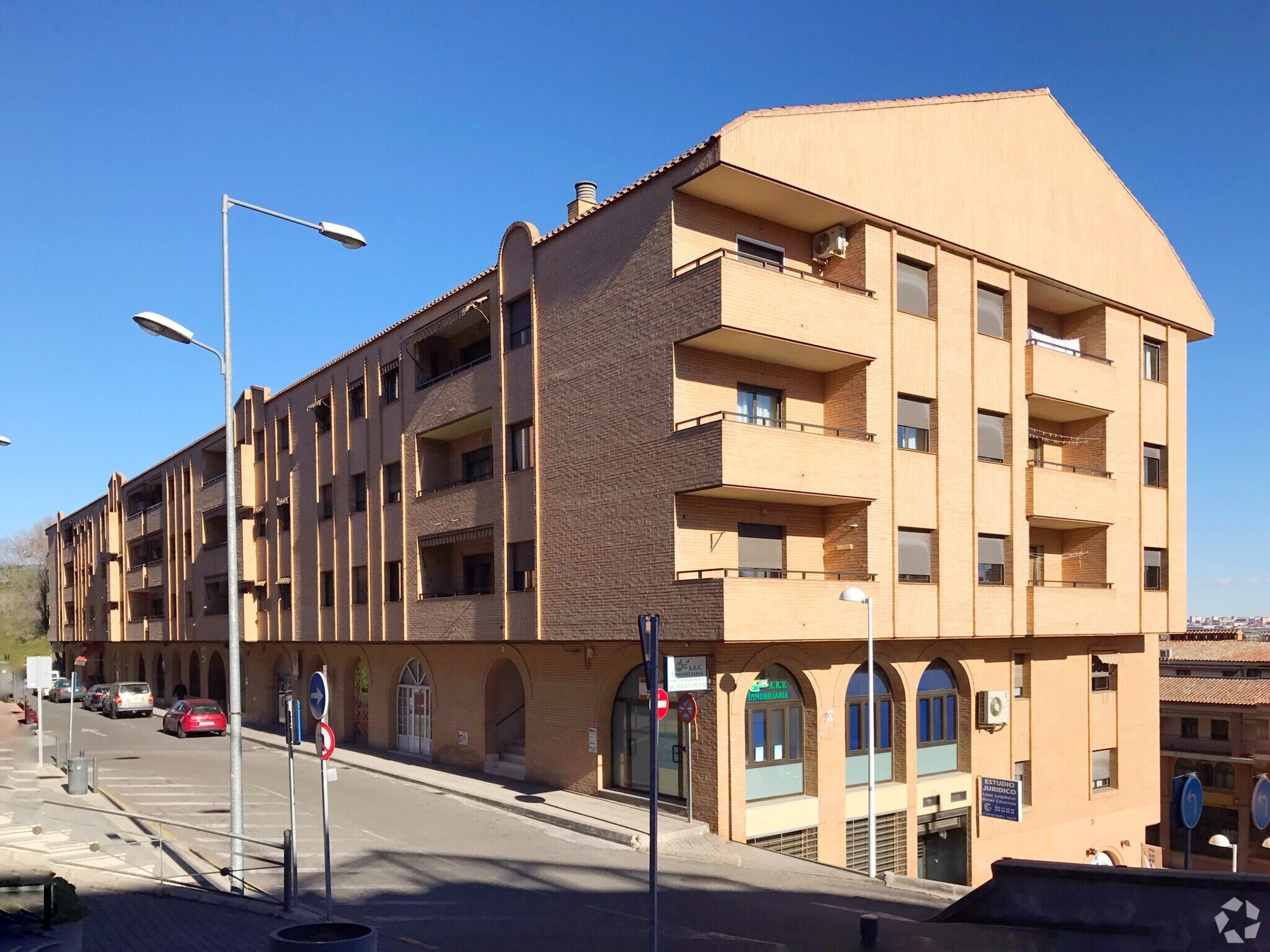 Bureau/Commerce de détail dans Toledo, Toledo à louer Photo du bâtiment- Image 1 de 2