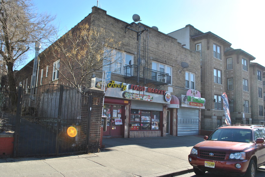 42 S Arlington Ave, East Orange, NJ à vendre - Photo principale - Image 1 de 1