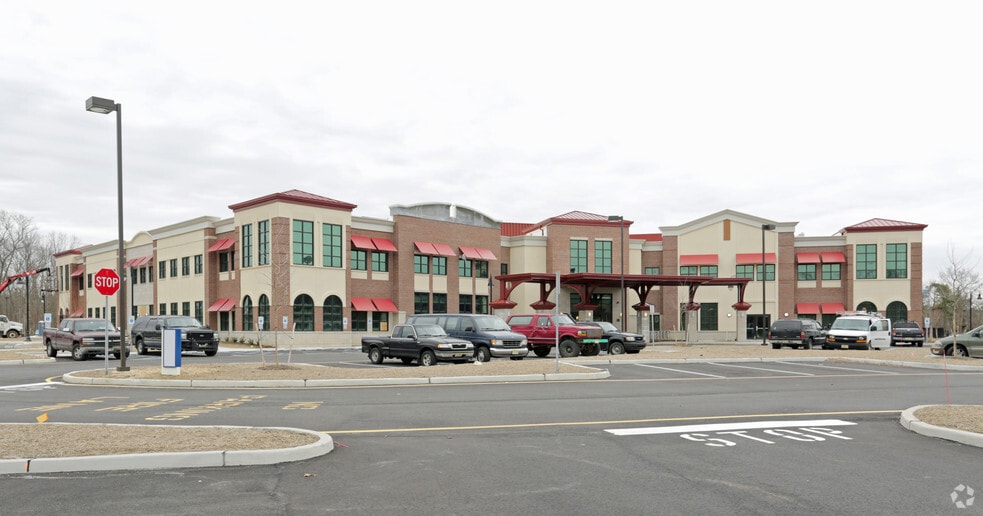 27 S Cooks Bridge Rd, Jackson, NJ for lease - Building Photo - Image 2 of 14