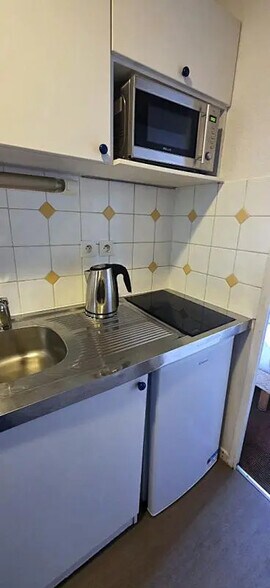 Flex in Saint-Nazaire for sale - Interior Photo - Image 2 of 7