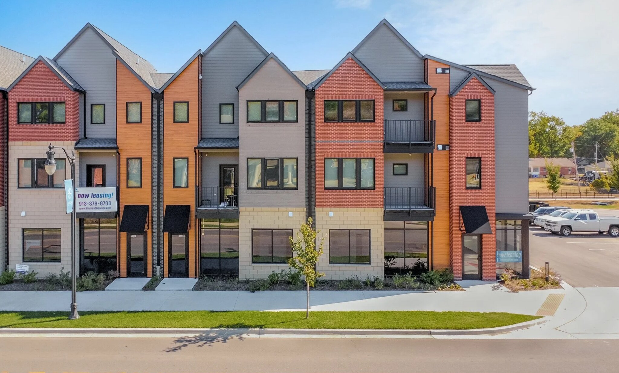 6101-6123 Nieman Road, Shawnee, KS à louer Photo principale- Image 1 de 15
