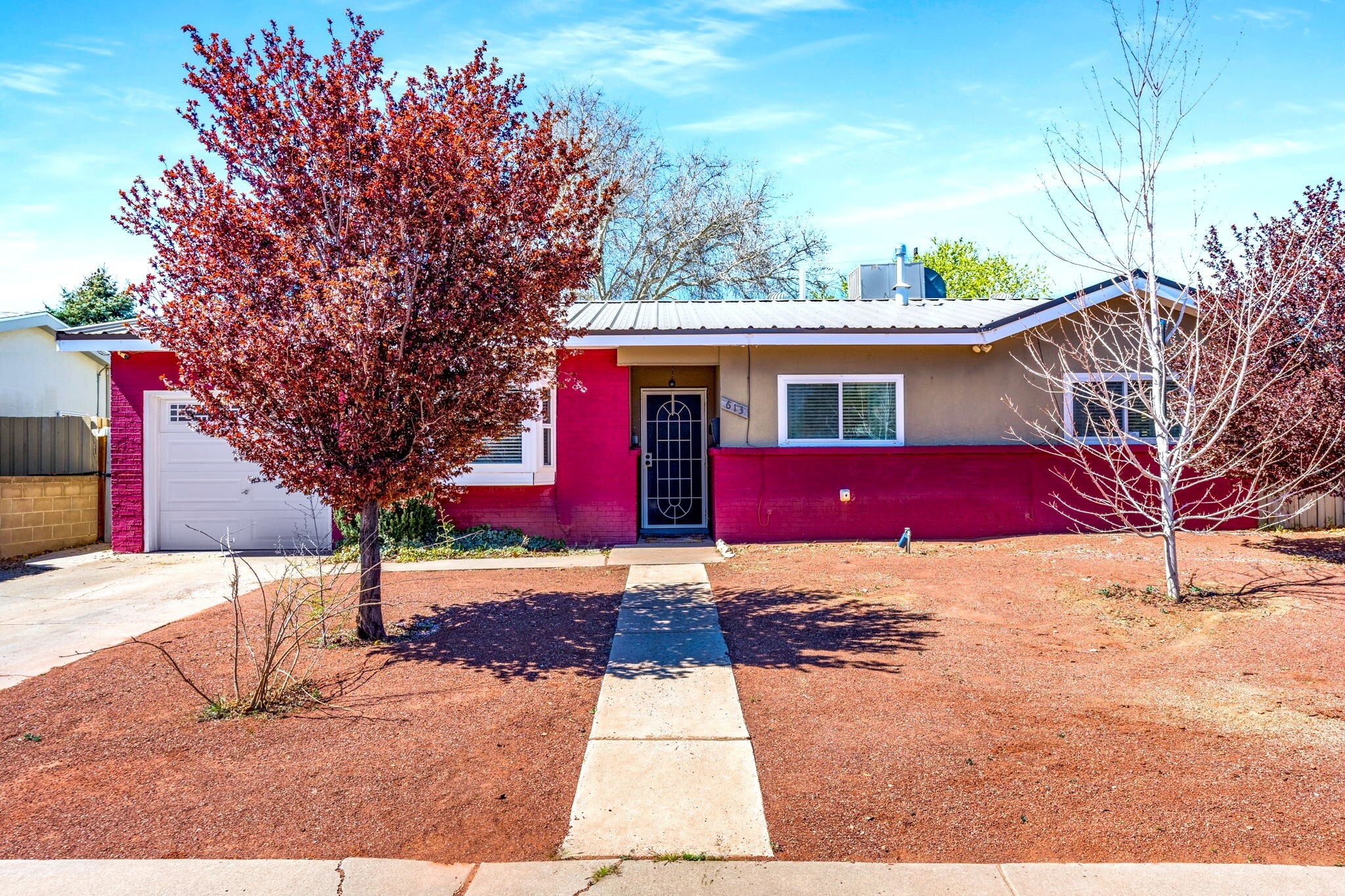 613 Jane St NE, Albuquerque, NM for sale Primary Photo- Image 1 of 36
