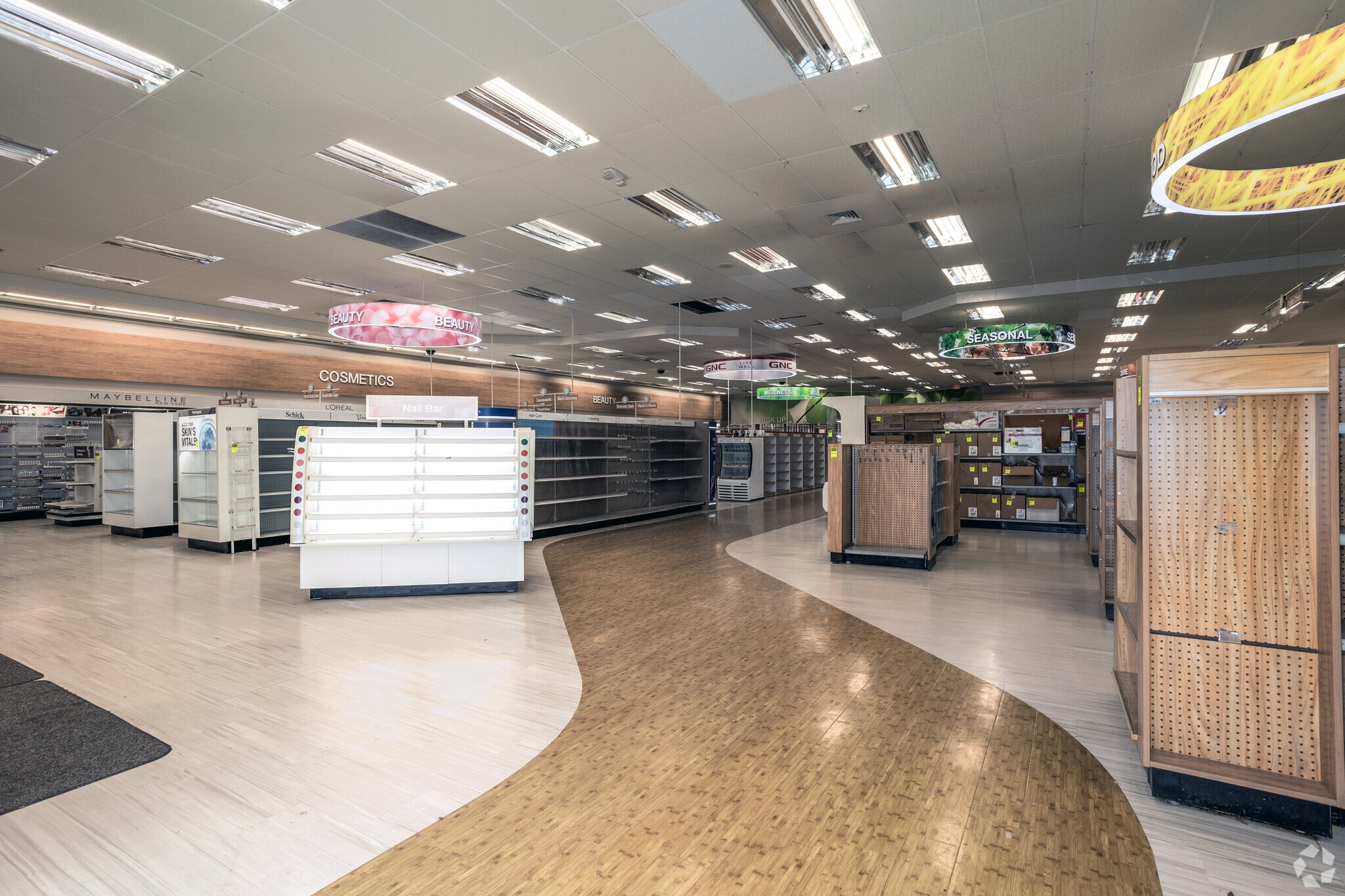 409 Stokes Rd, Medford, NJ for sale Interior Photo- Image 1 of 13