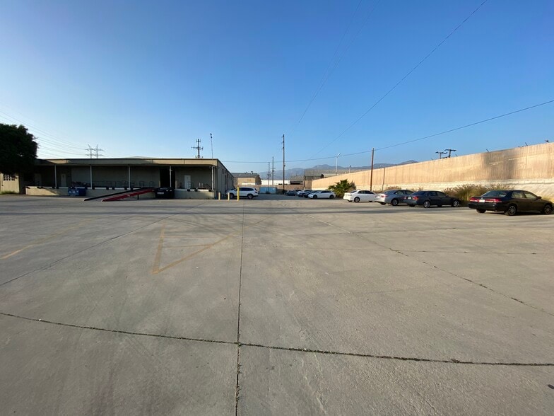 4623 Brazil St, Los Angeles, CA à louer - Photo du bâtiment - Image 1 de 4