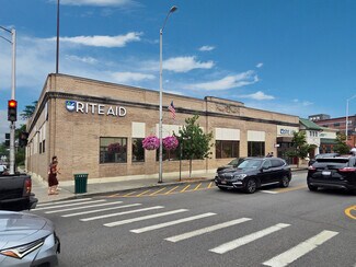 Plus de détails pour 320-322 Main St, Beacon, NY - Commerce de détail à louer